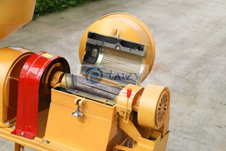 The rice milling part of the combined rice mill